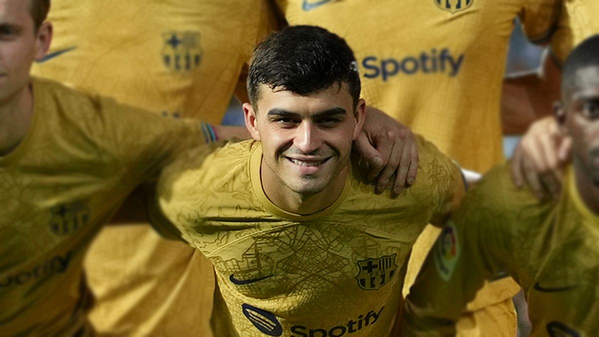 Pedri González antes de un partido con el Barça