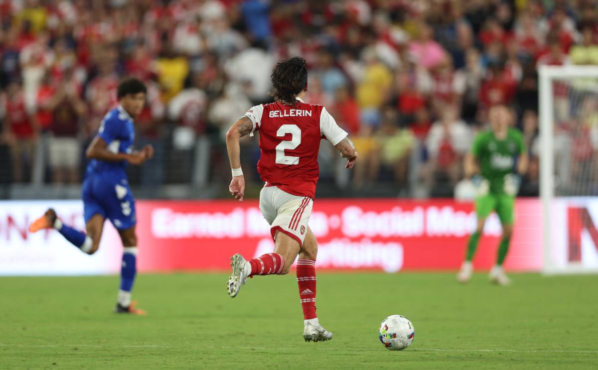 Héctor Bellerín v Everton