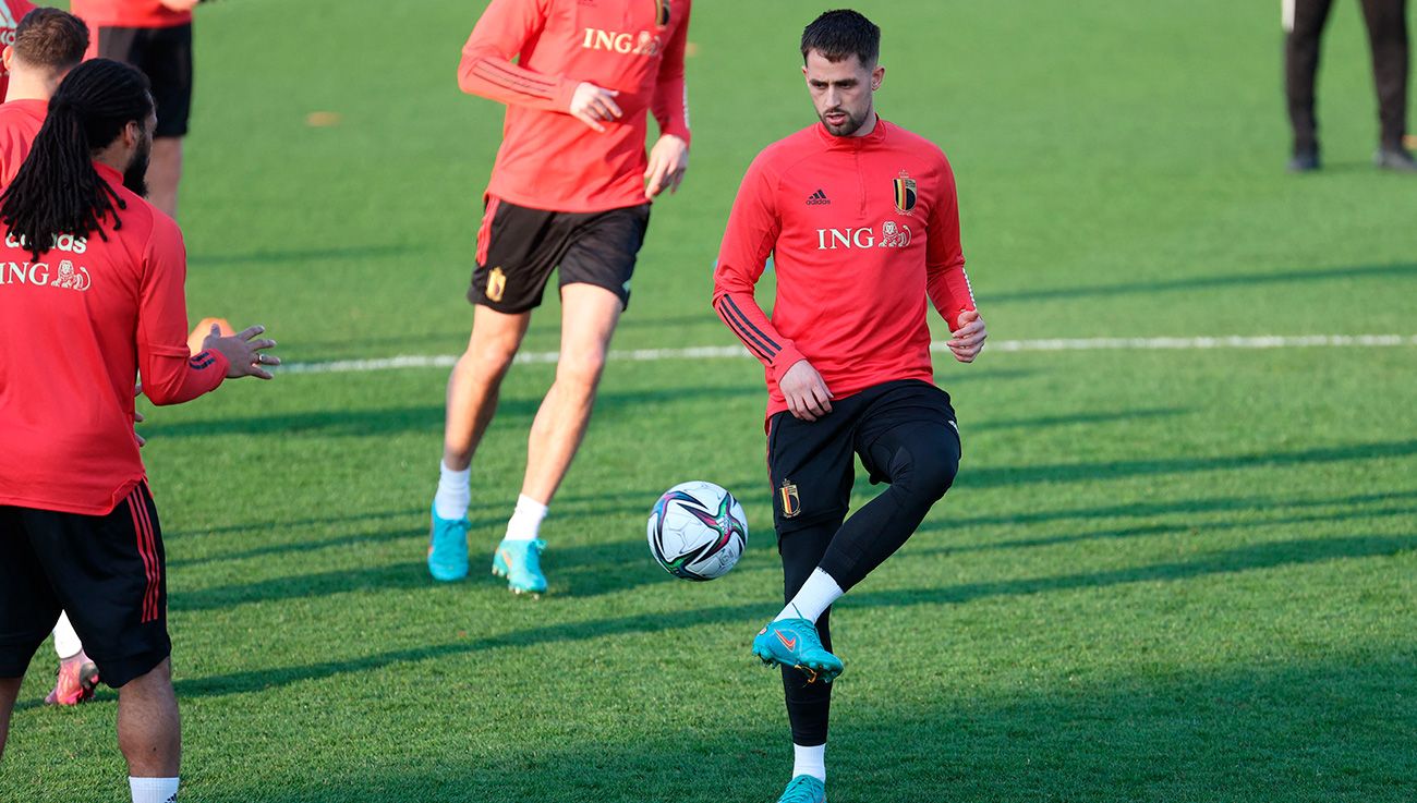 januzaj entrenamiento belgica