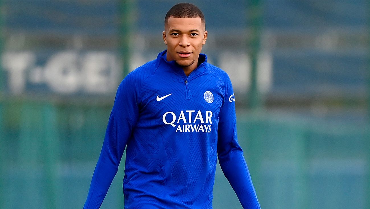 Kylian Mbappé, durante un entrenamiento con el PSG