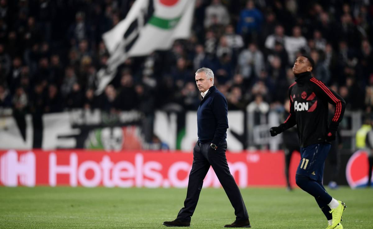 Mourinho and Martial before Juventus v Manchester United