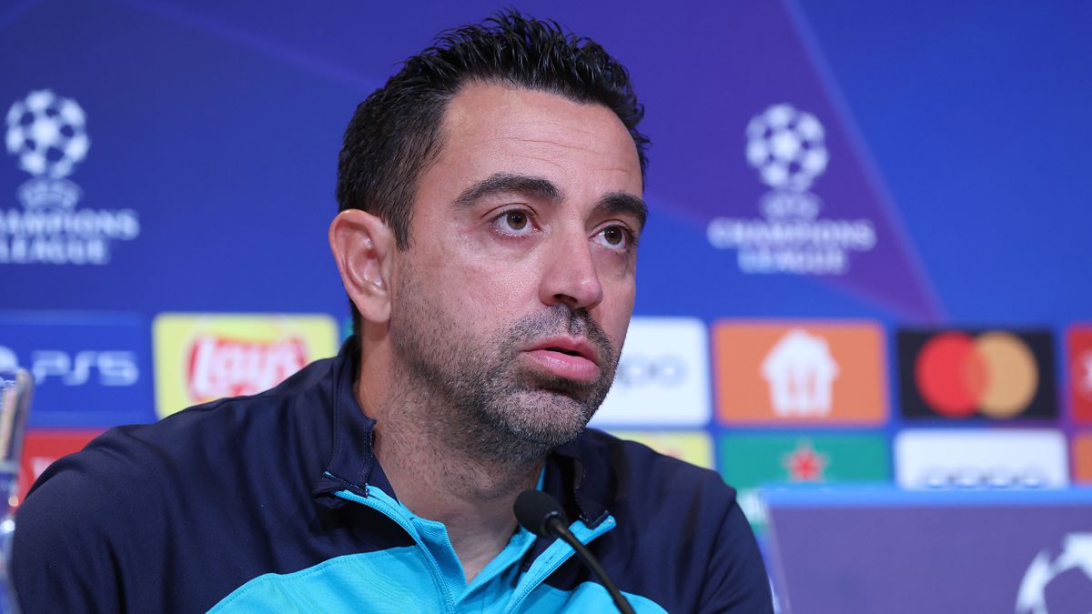 Xavi Hernández en rueda de prensa