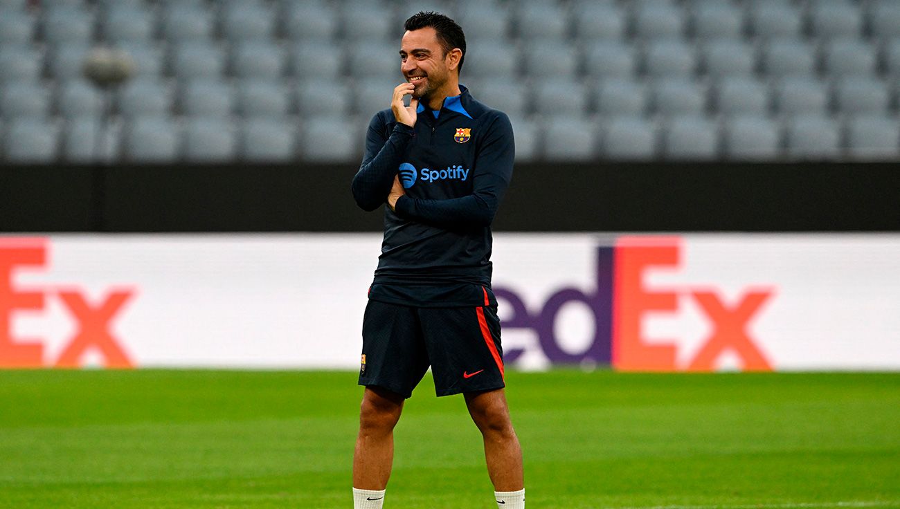 Xavi Hernández en un entrenamiento del Barça