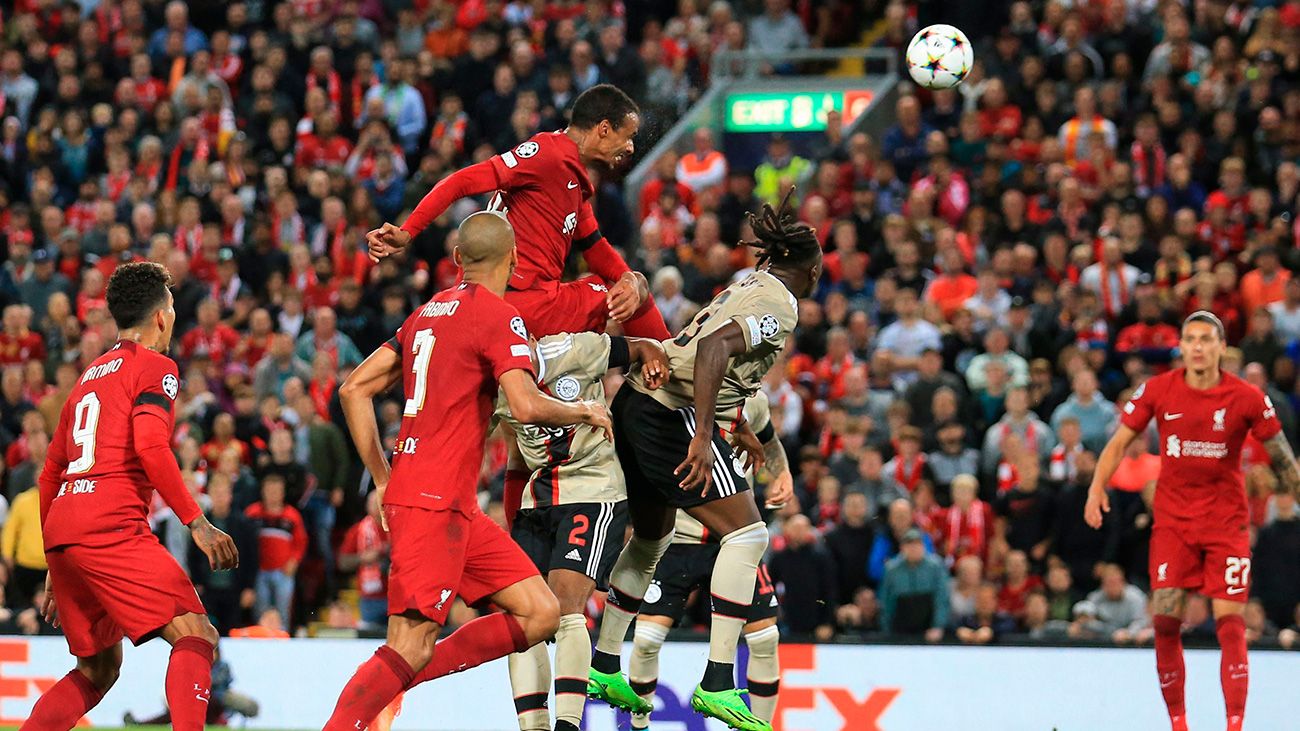 Matip heading the ball