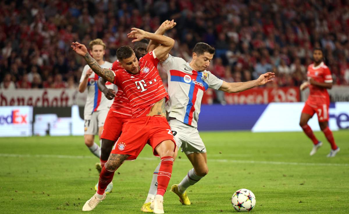 Lucas Hernández v Barcelona