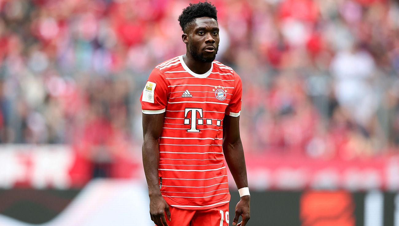 Alphonso Davies with Bayern