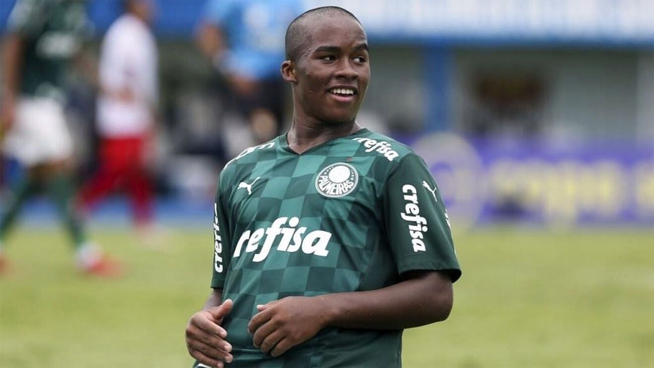 Endrick in a match with the Palmeiras Sub-20 subsidiary