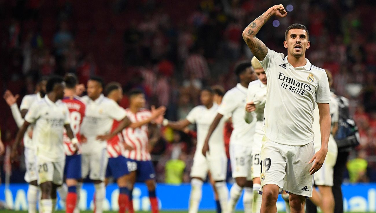 Dani Ceballos celebrando una victoria con el Real Madrid