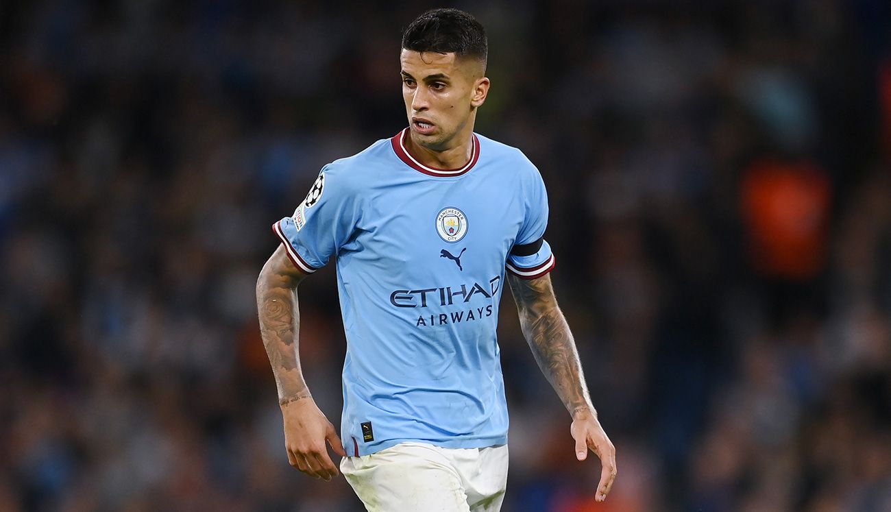 Joao Cancelo con el City