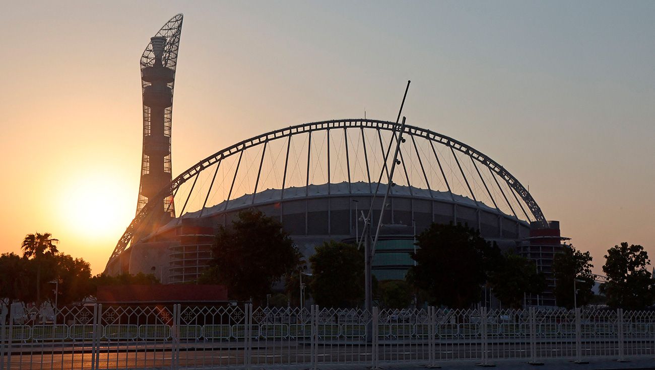 Vista del Estadio Khalifa que albergará partidos de Qatar 2022