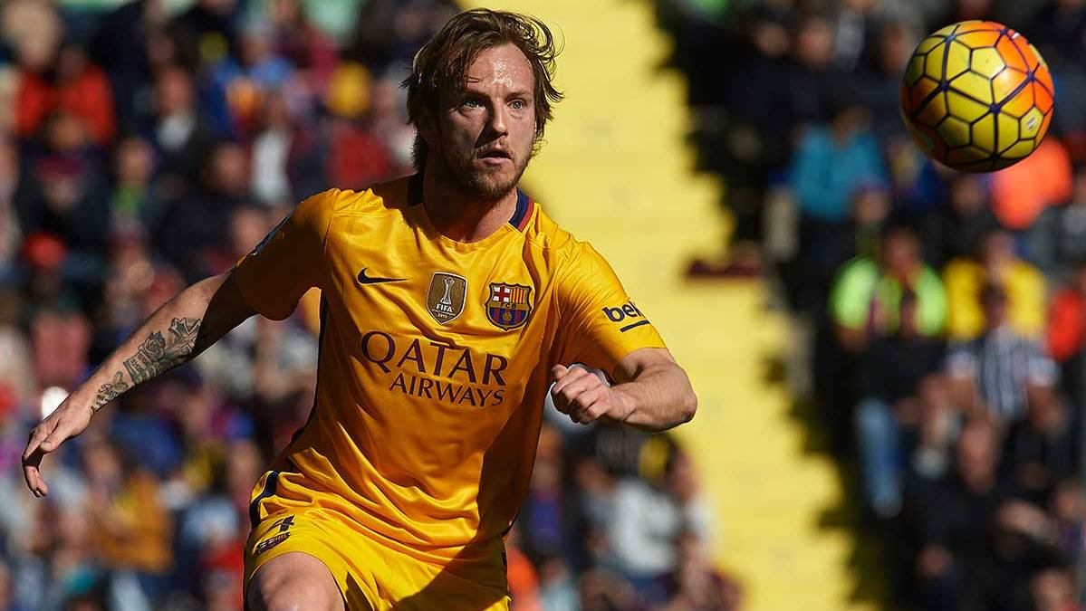 Ivan Rakitic arrived to the 100 parties with the Barça in front of the Real Sociedad