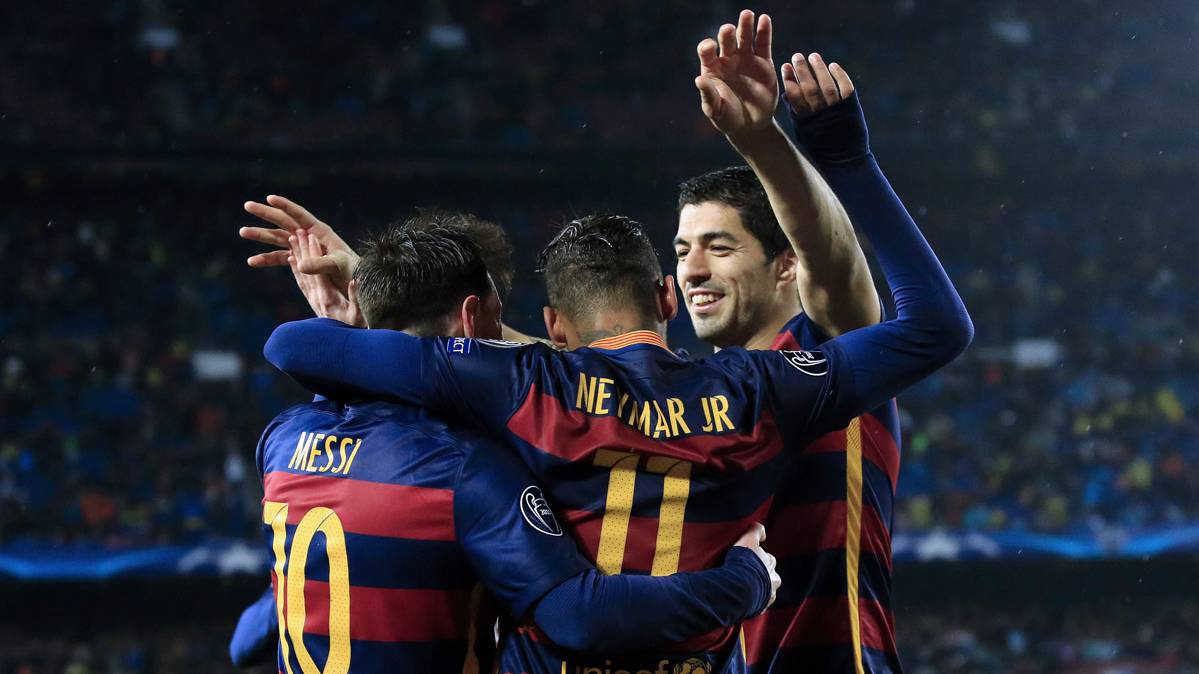 Messi, Neymar and Suárez, celebrating a goal this season