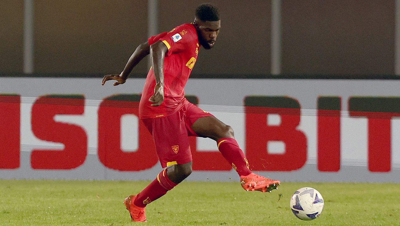 Samuel Umtiti, durante un partido con el Lecce