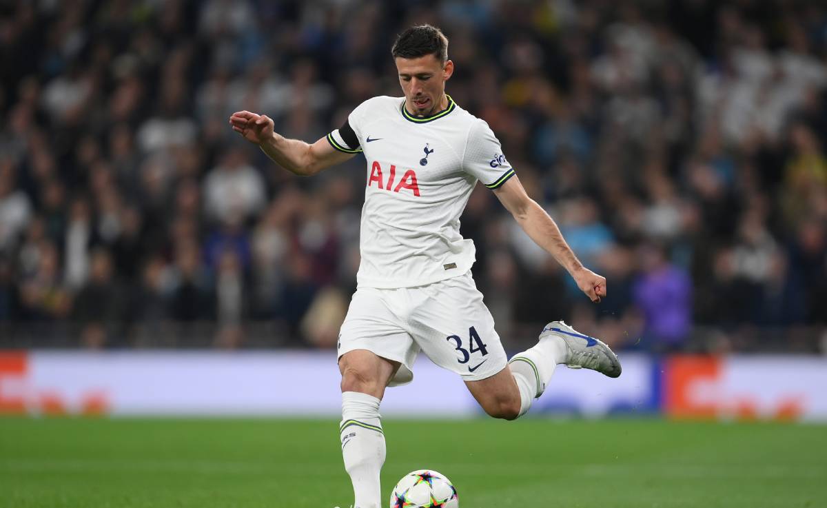 Lenglet v Eintracht Frankfurt