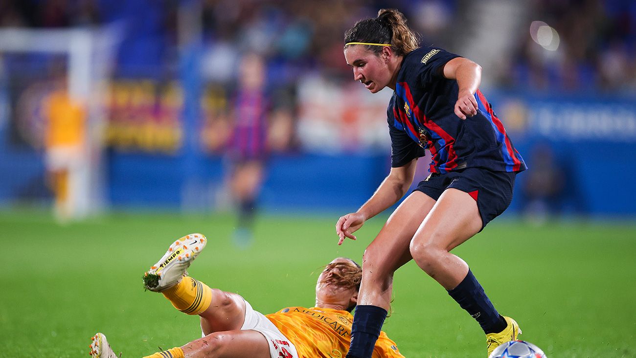 Mariona Caldentey durante un partido con el FC Barcelona