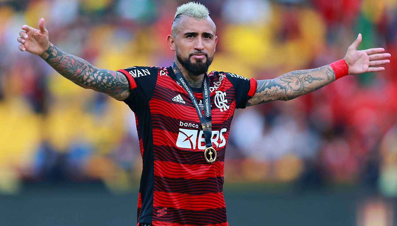 Arturo Vidal with Flamengo