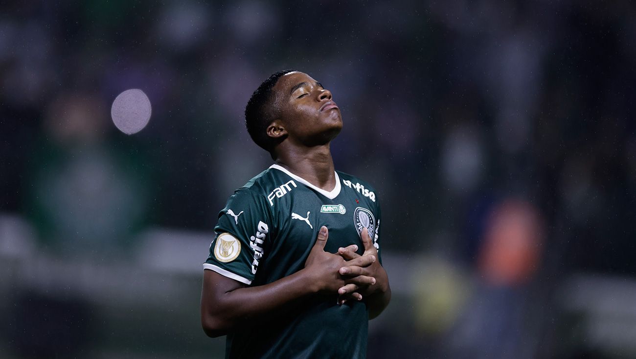 Endrick, celebrando un gol con el Palmeiras