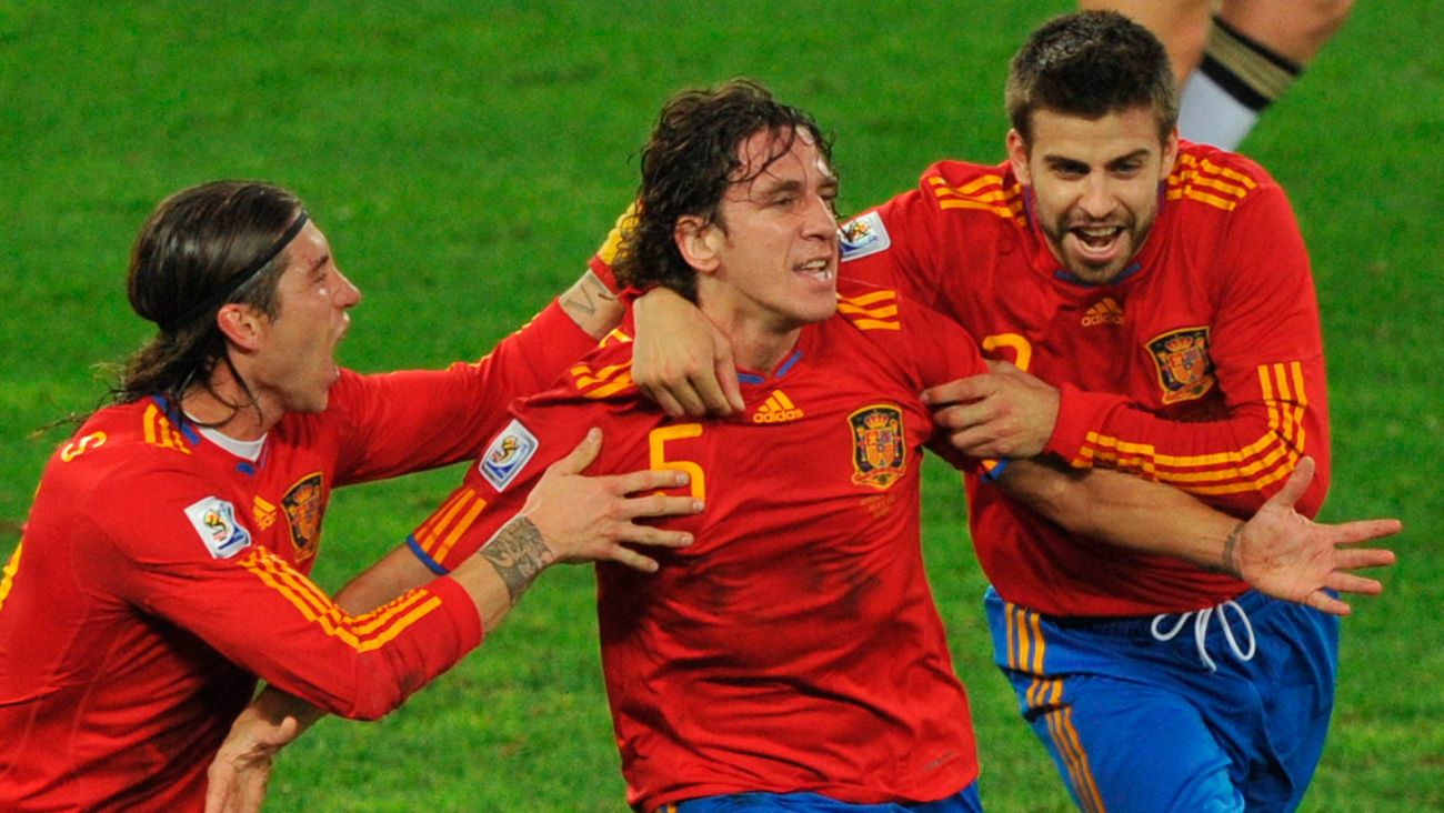 Piqué, Puyol y Ramos con España