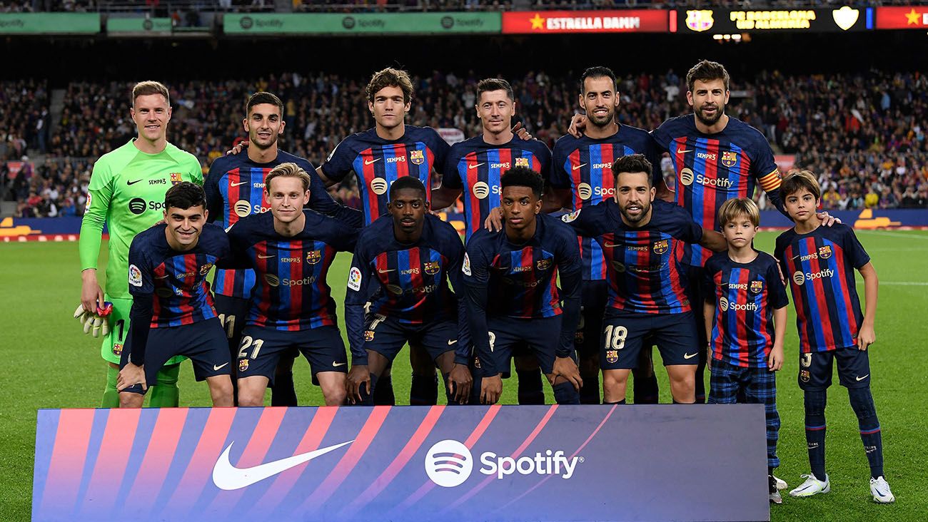 The eleven of the FC Barcelona in front of the Almería (2-0)