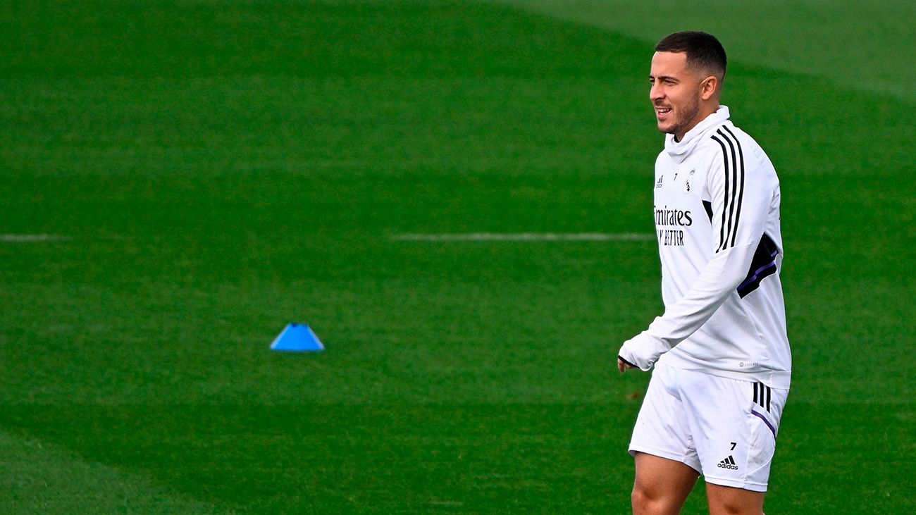 Hazard en un entrenamiento con el Madrid