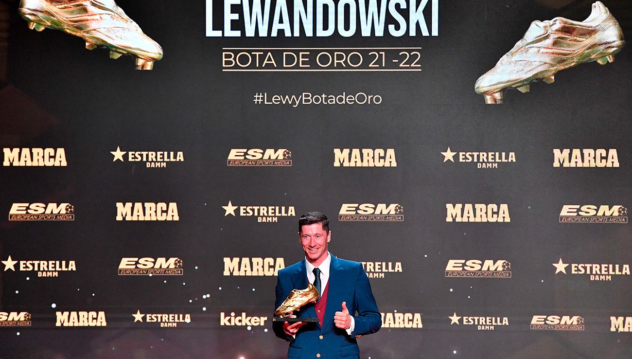 Robert Lewandowski durante la entrega de la Bota de Oro