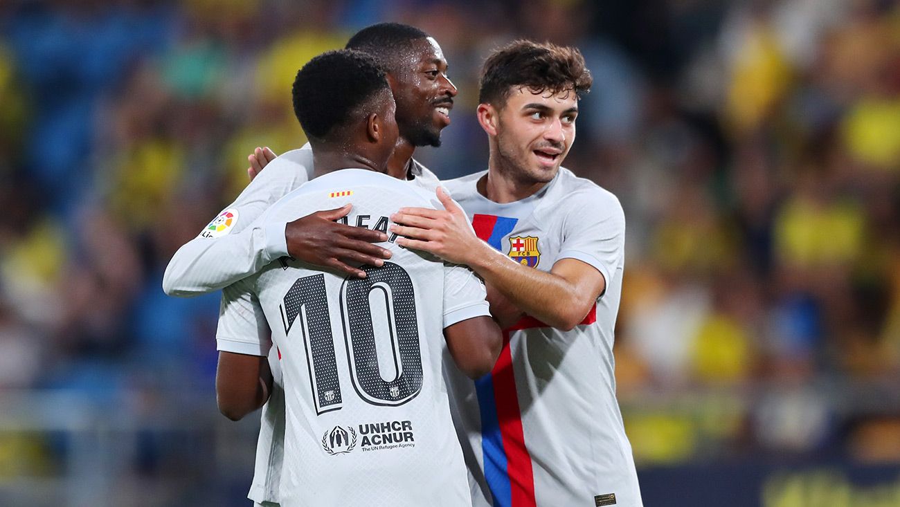 Ansu, Dembélé y Pedri celebrando un gol
