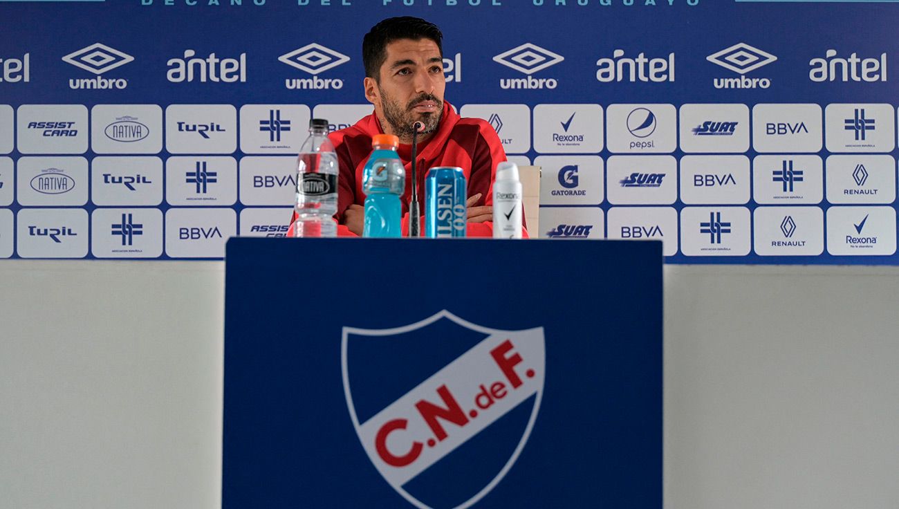 Luis Suárez durante una rueda de prensa