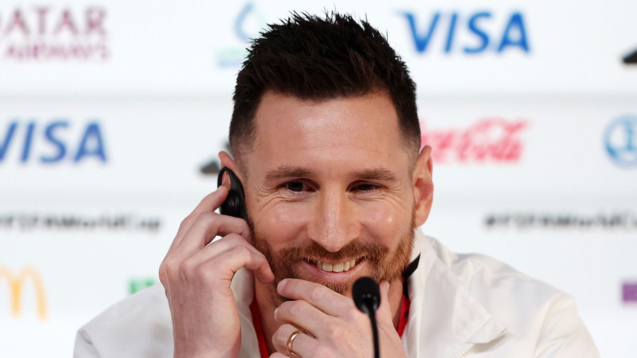 Lionel Messi smilling