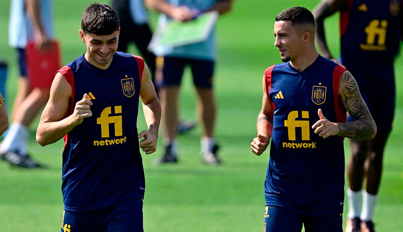 Pedri and Yeremy Pino