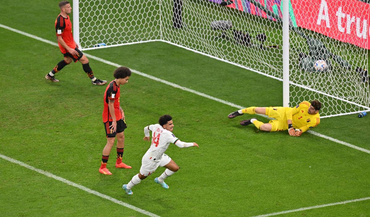 Aboukhlal festeja un gol ante Bélgica