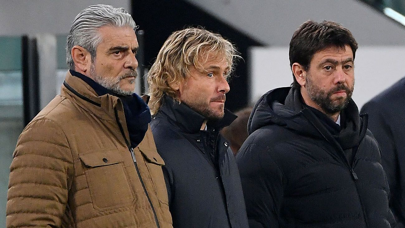 Andrea Agnelli, Pavel Nedved y Arrivabene, directivos de la Juventus