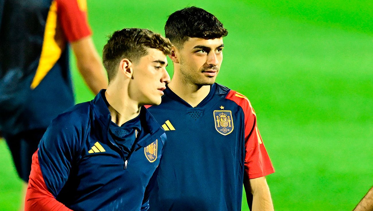 Gavi y Pedri durante un entrenamiento de España