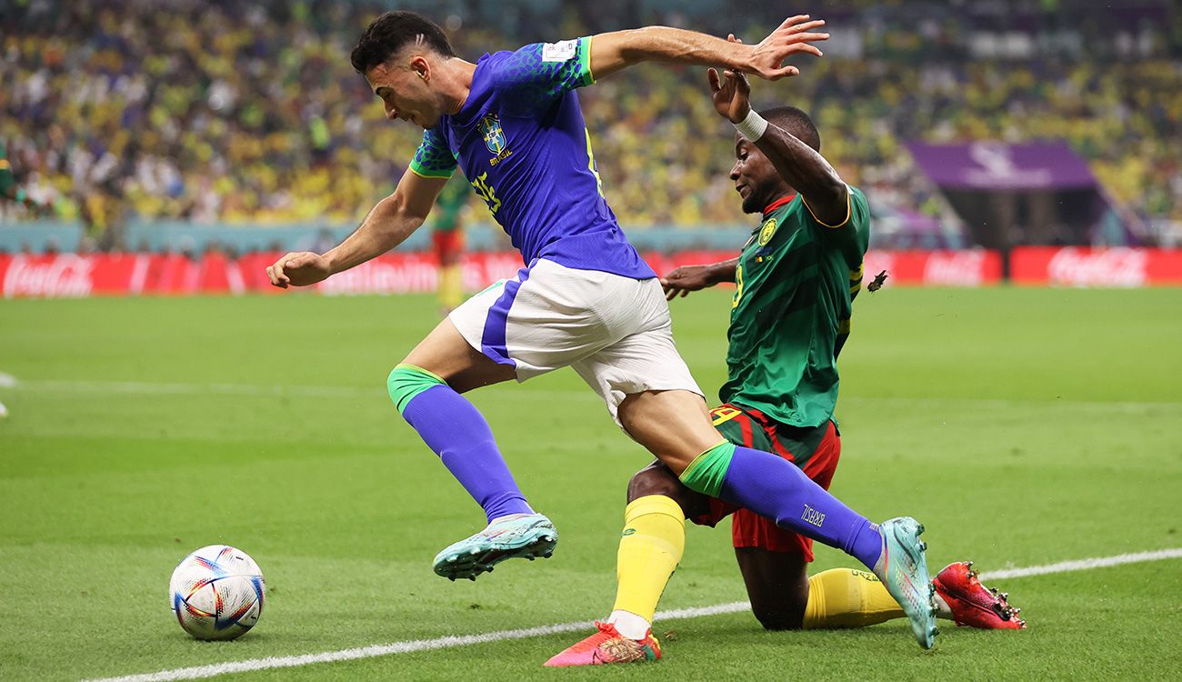 Martinelli frente a Camerún en el Mundial