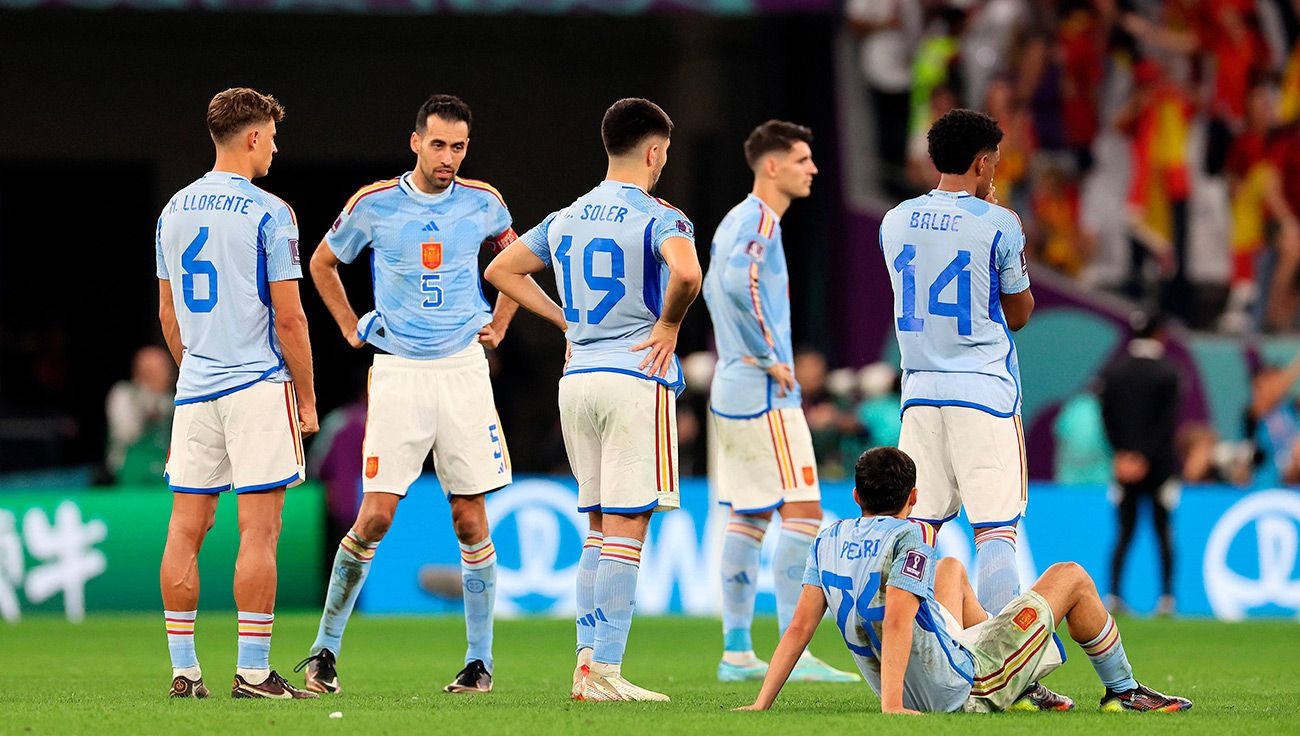 Jugadores de España después del partido ante Marruecos