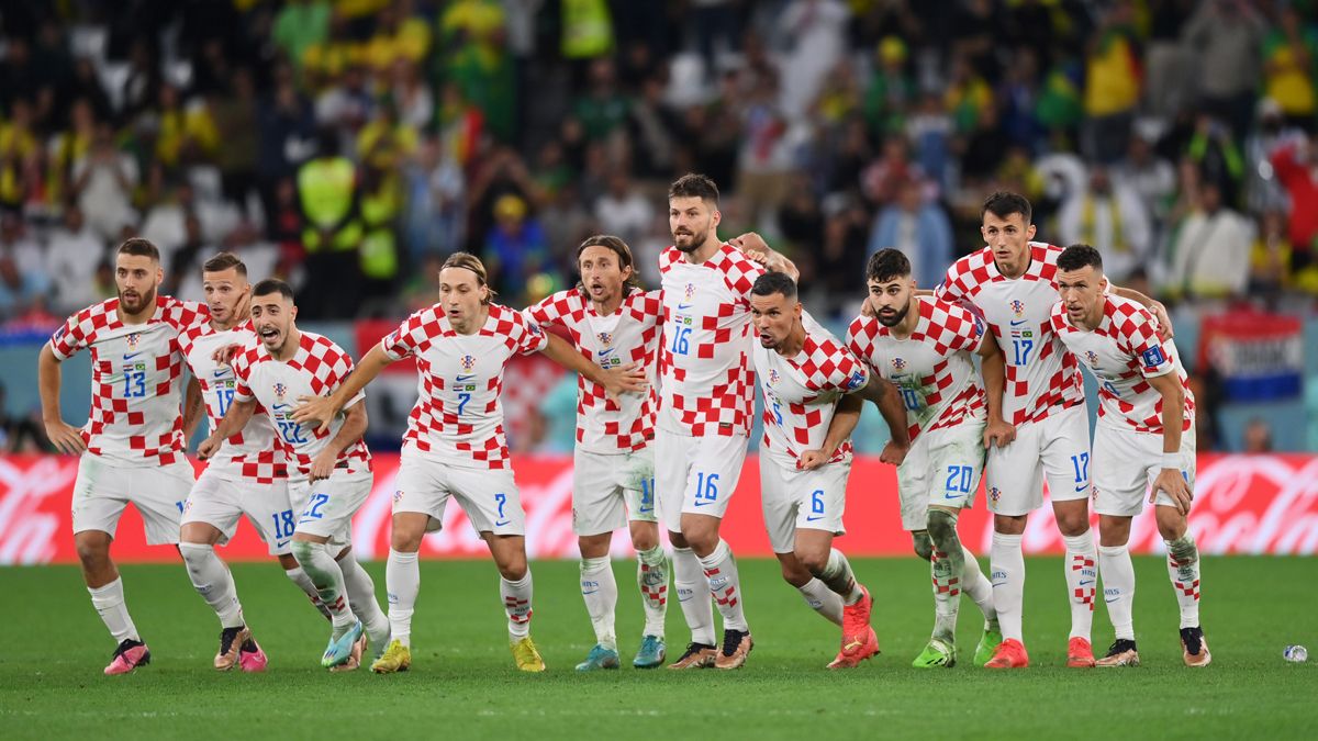 Los jugadores de Croacia celebran en la tanda de penaltis vs Brasil
