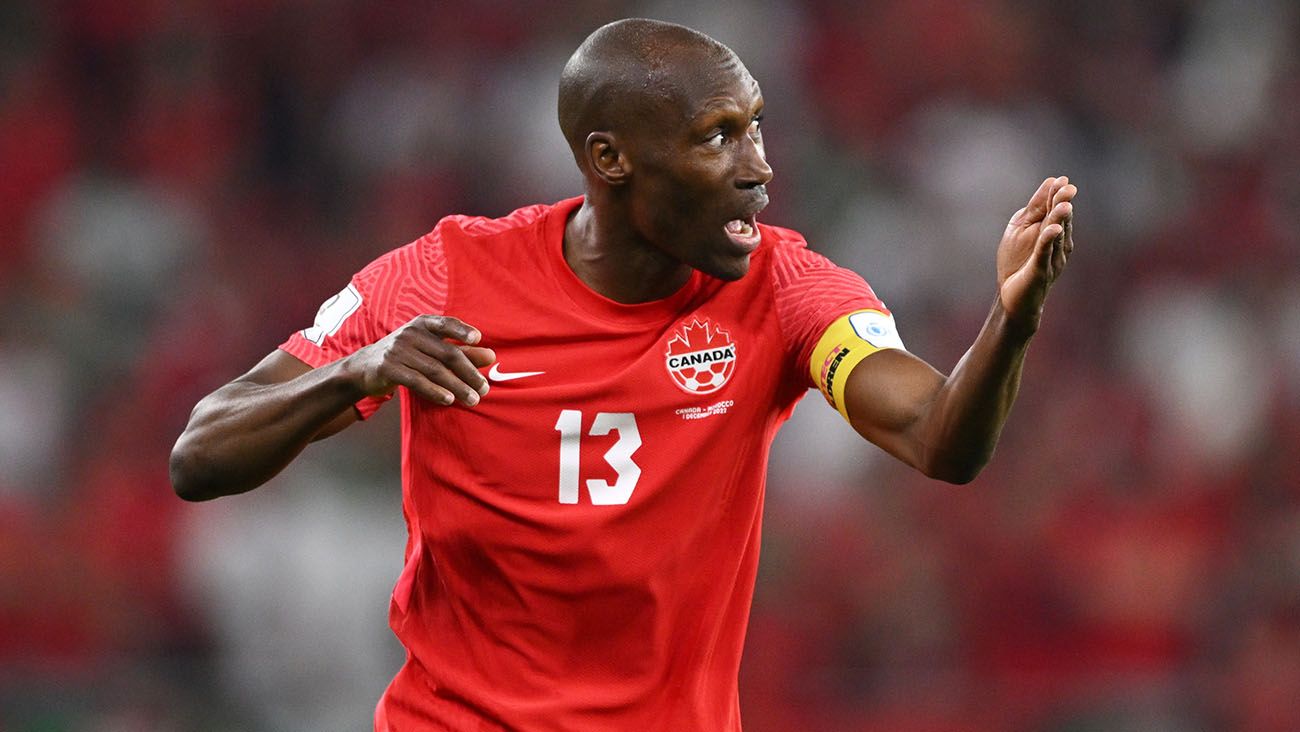 Atiba Hutchinson (39 años) disputó el Mundial de Qatar con Canadá