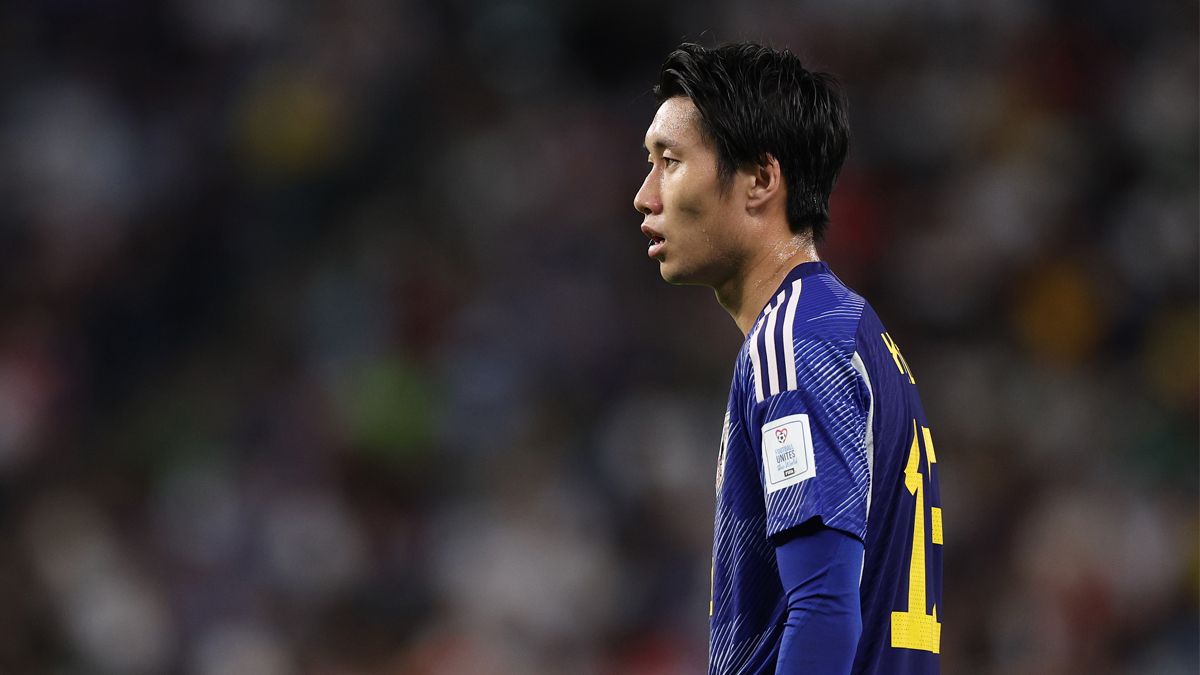 Daichi Kamada. Midfielder, 26 years old