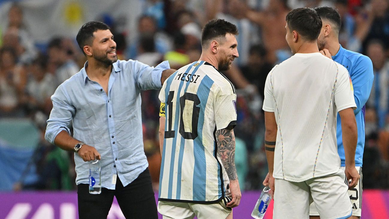 Sergio 'Kun' Agüero celebrating with Leo Messi