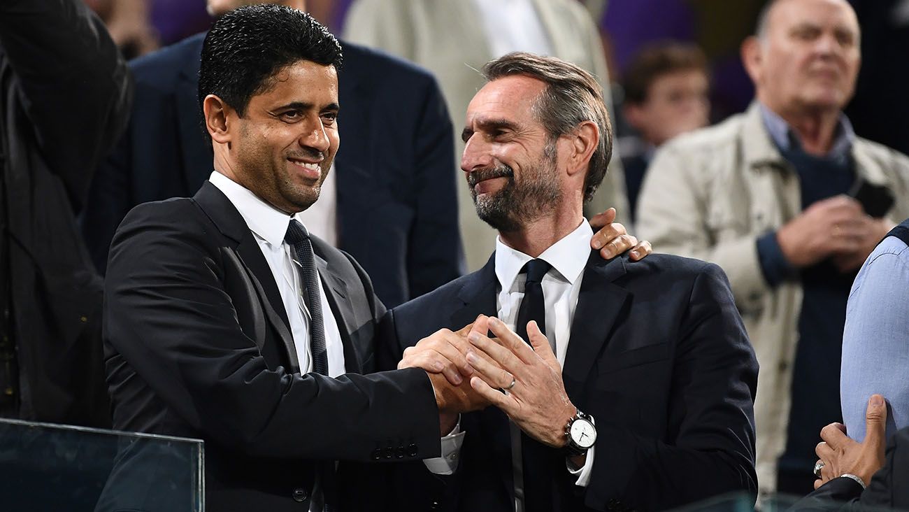 Jean-Claude Blanc y Nasser Al Khelaïfi durante un partido del PSG