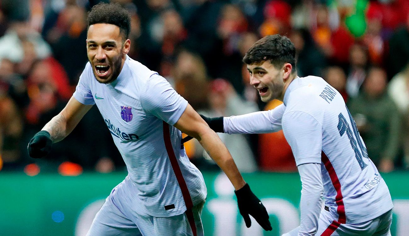 Pedri y Aubameyang fueron protagonistas en los octavos de Europa ante el Galatasaray (1-2)