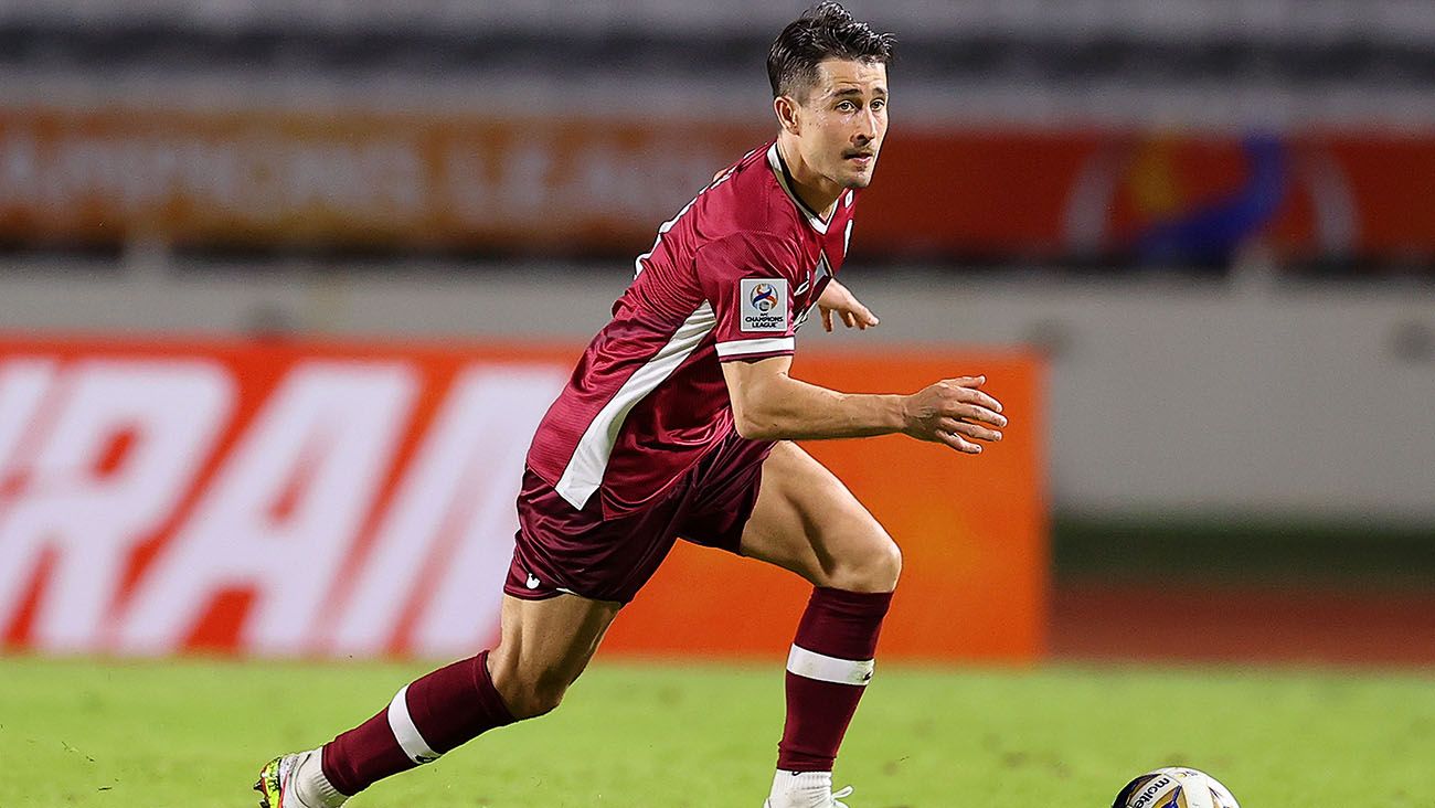 Bojan Krkic in a match with Vissel Kobe