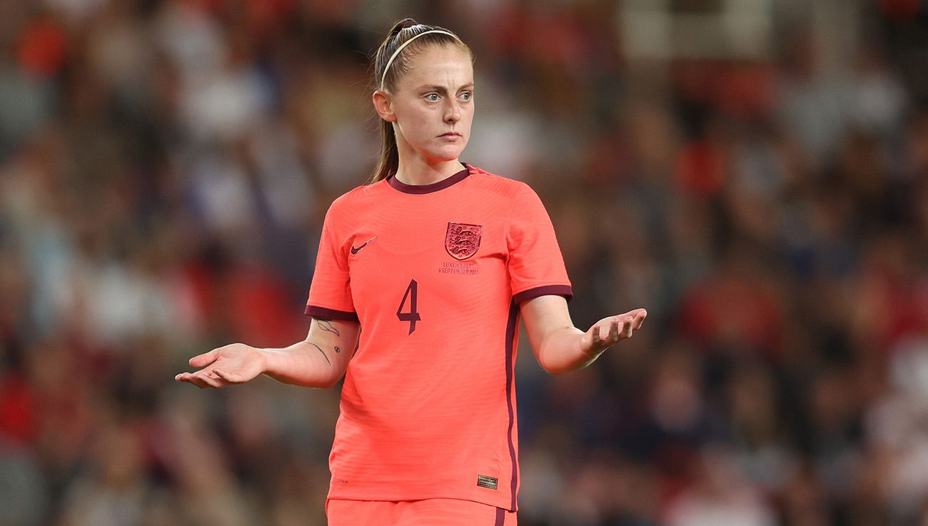 Keira Walsh durante un partido con Inglaterra