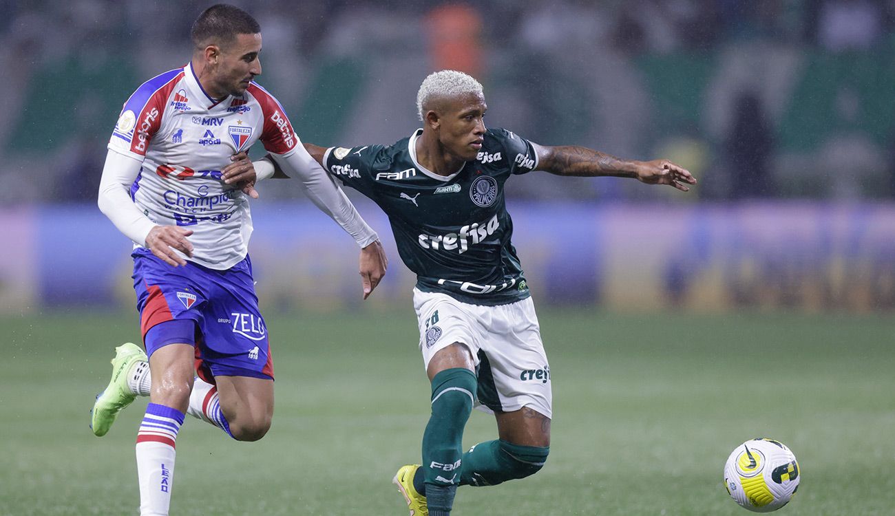 Danilo with Palmeiras