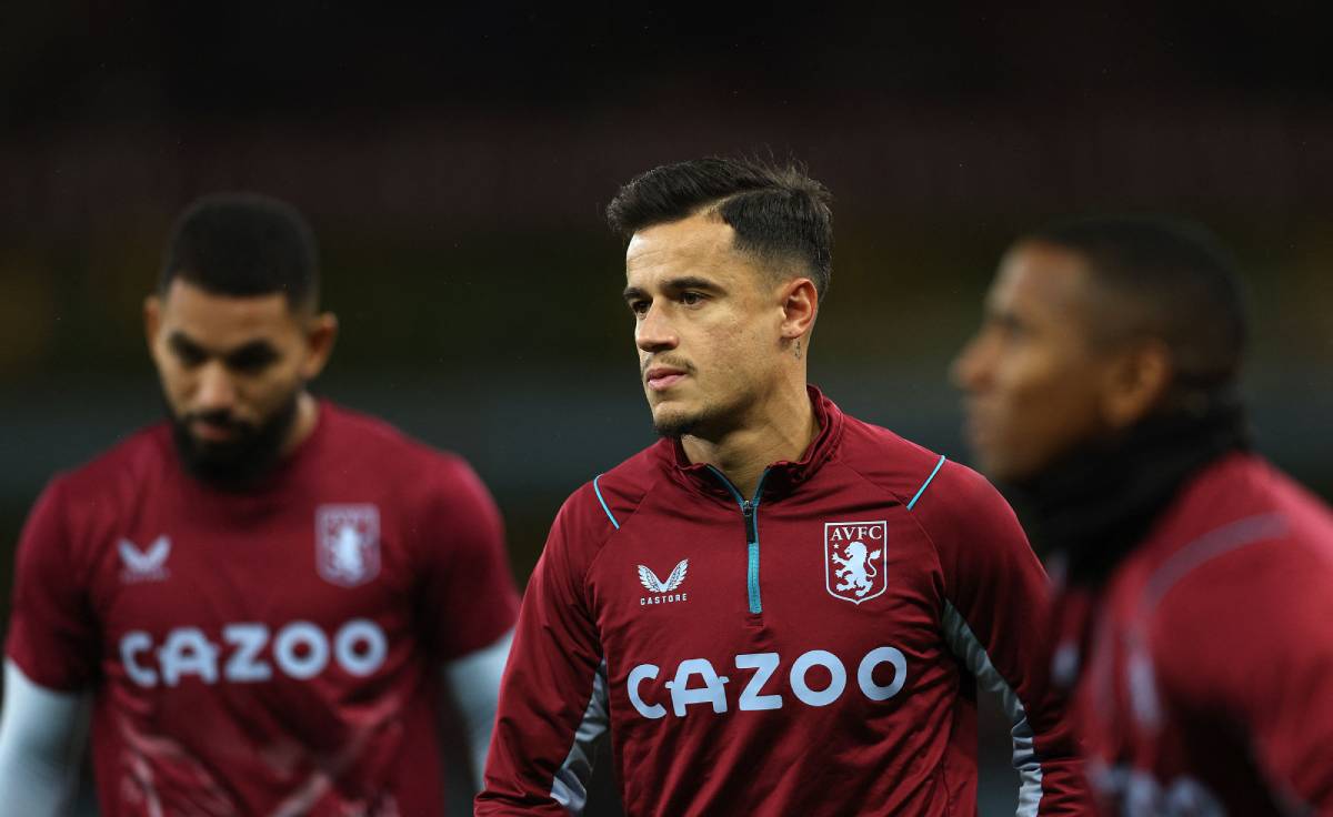 Coutinho warms with Aston Villa