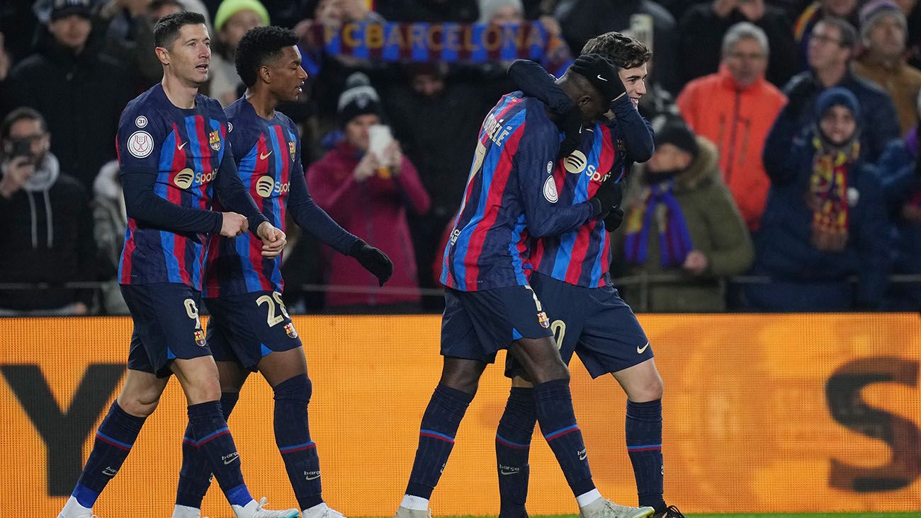 FC Barcelona players celebrate Dembélé's goal against Real (1-0)