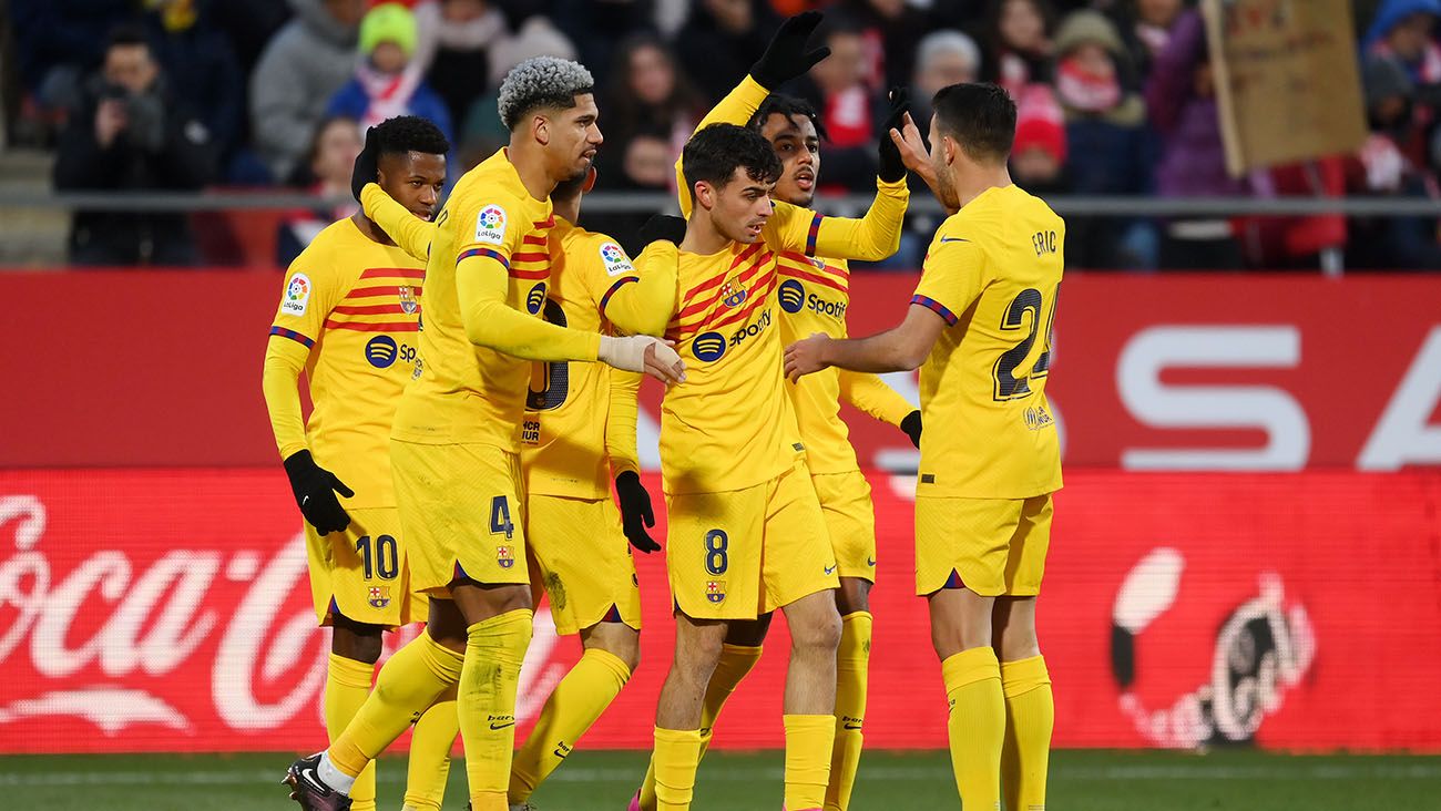 FC Barcelona players celebrate Pedri's goal against Girona