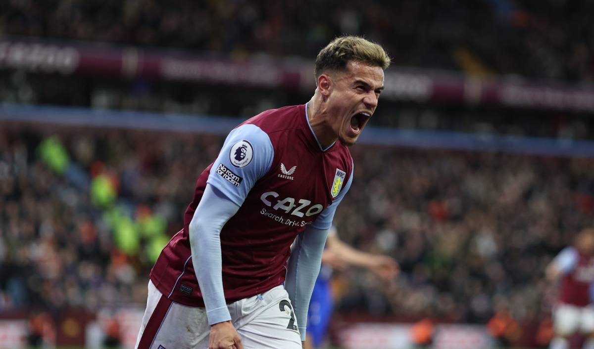 Coutinho celebrates his goal