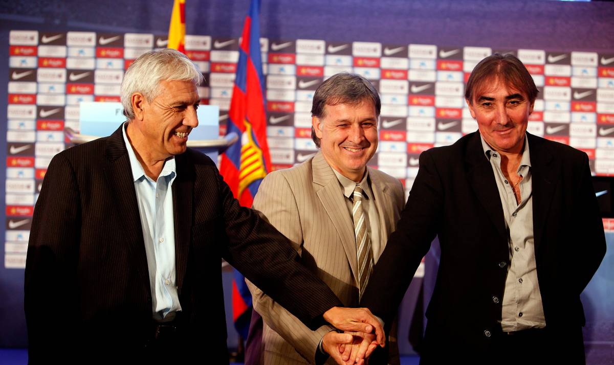 Pautasso (der.), durante la presentación de Martino como entrenador del Barça