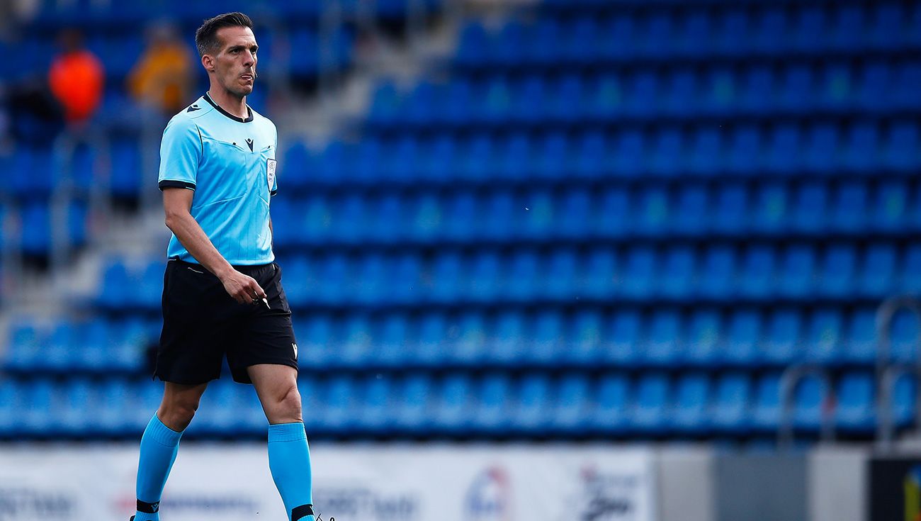 Estrada Fernández durante un partido