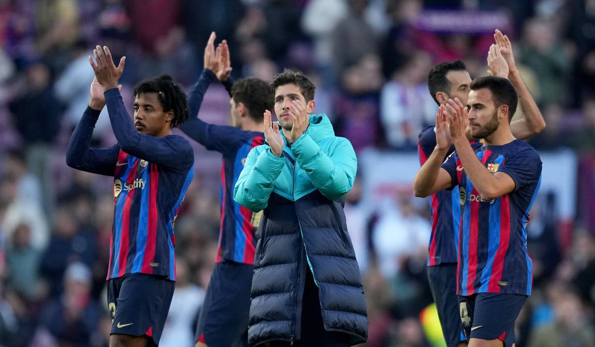 Barça celebrates the victory vs Valencia